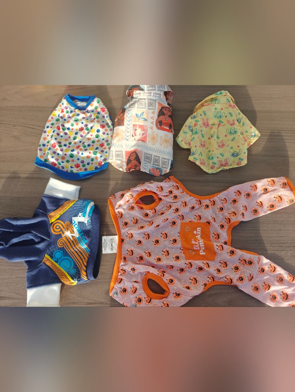 Cute clothing for your kitten!